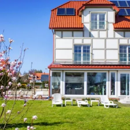 Large, Comfortable With A Terrace Lejlighed *